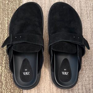 Zara womens Black Suede Loafers